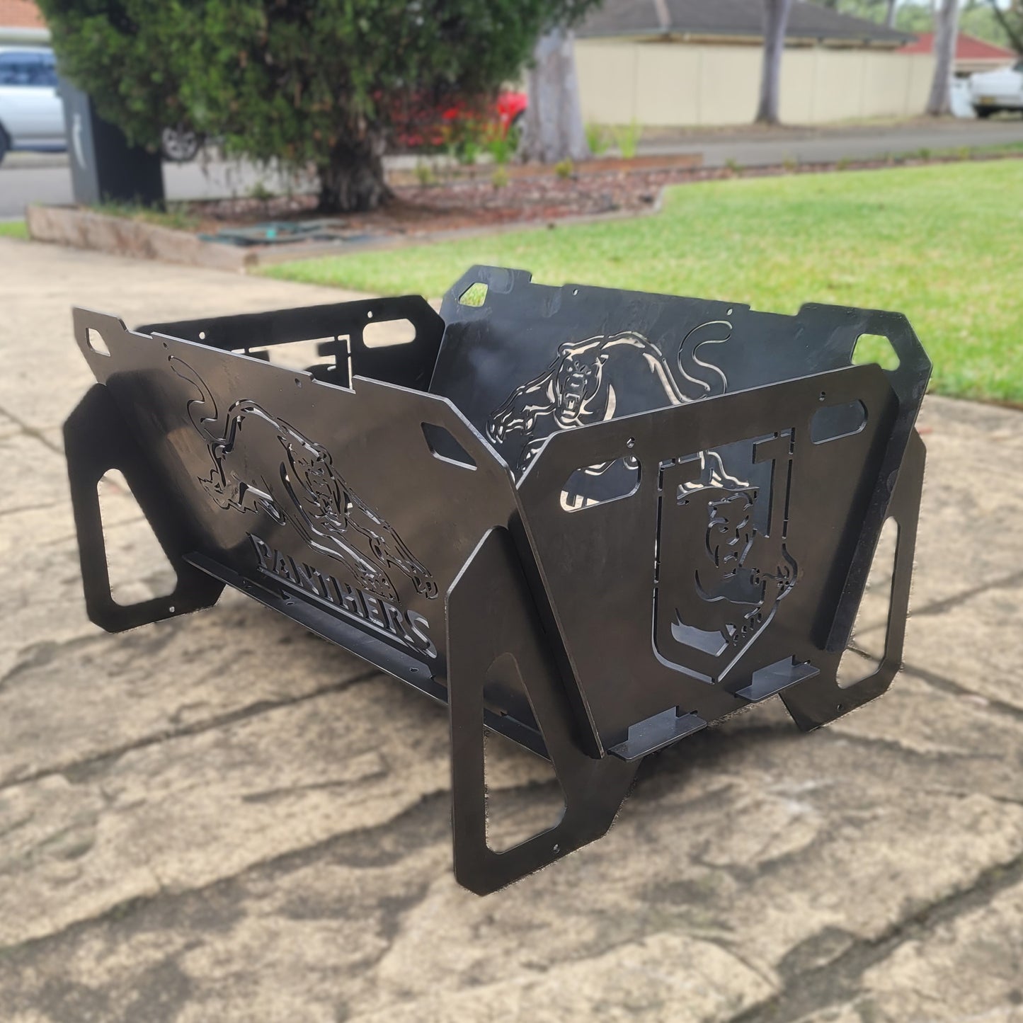 Flatpack Fire Pit | Rugby League | Penrith Panthers (Themed)